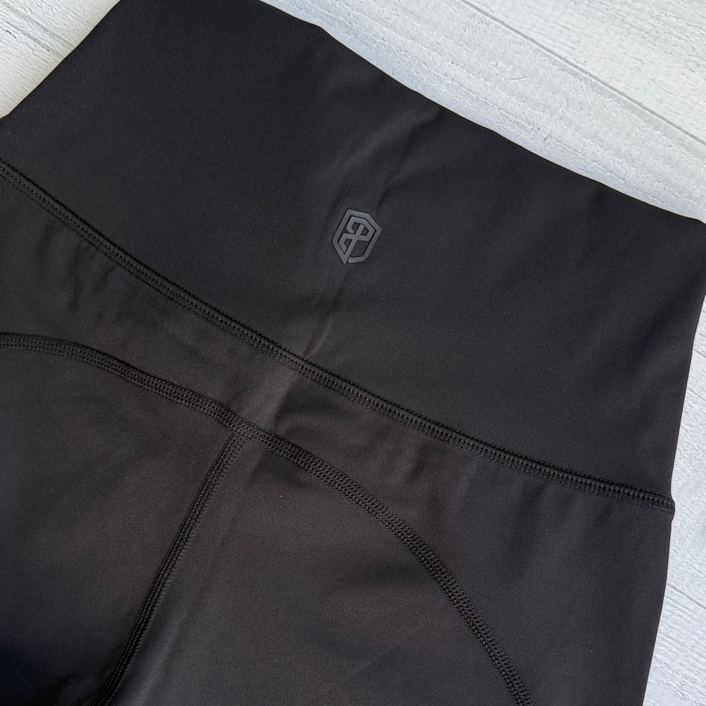 Born Primitive Your Go To Booty Short Black Size XS - Picture 6 of 10
